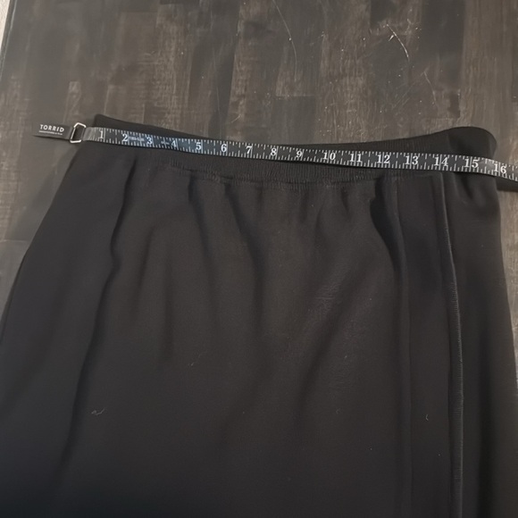 E Wear Black Wool Blend 3 Piece Skirt Set Size 1X/ 2X - Picture 12 of 16